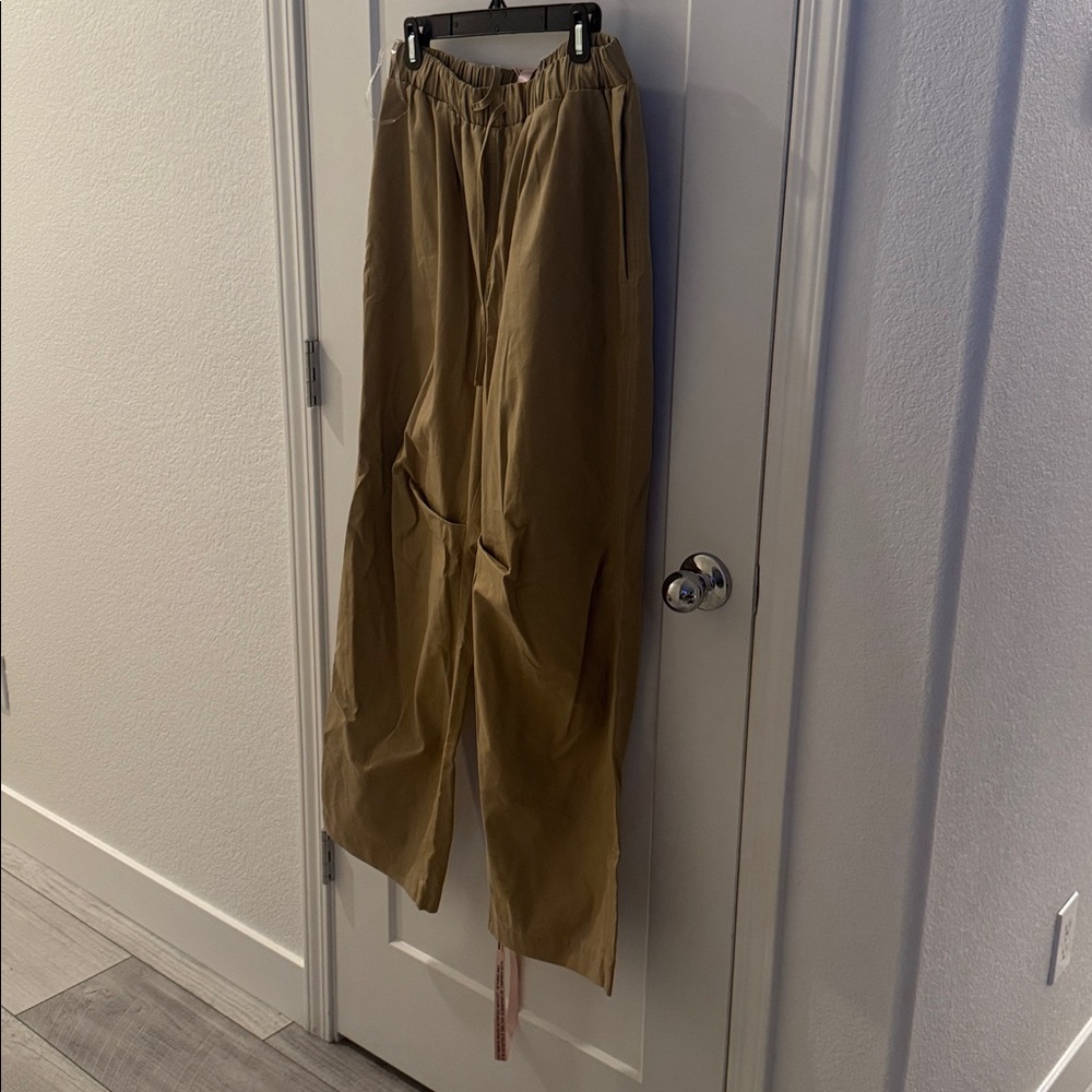 NWT House of CB Luna Drawstring Pants in Camel - Picture 2 of 6